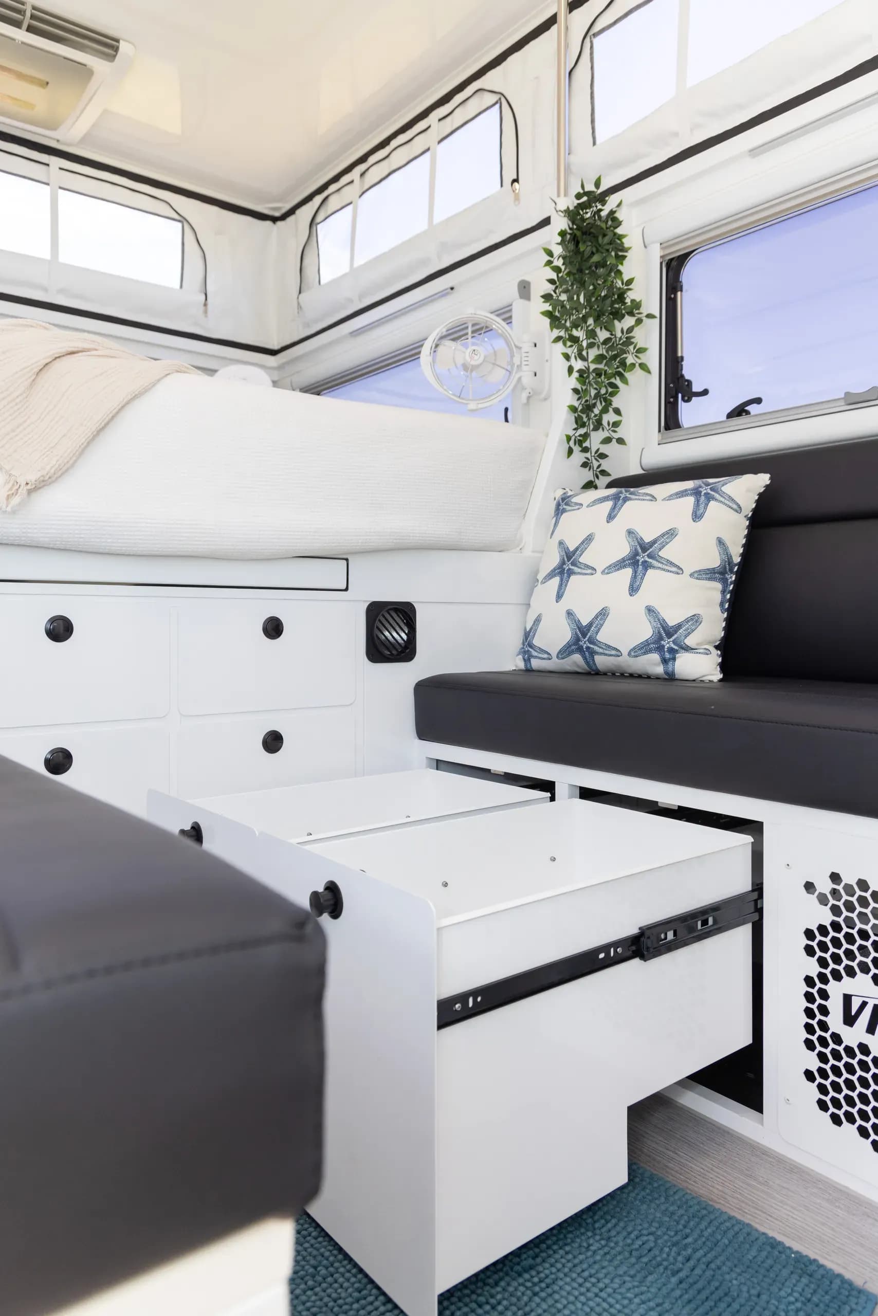 Nirvana 14' Poptop