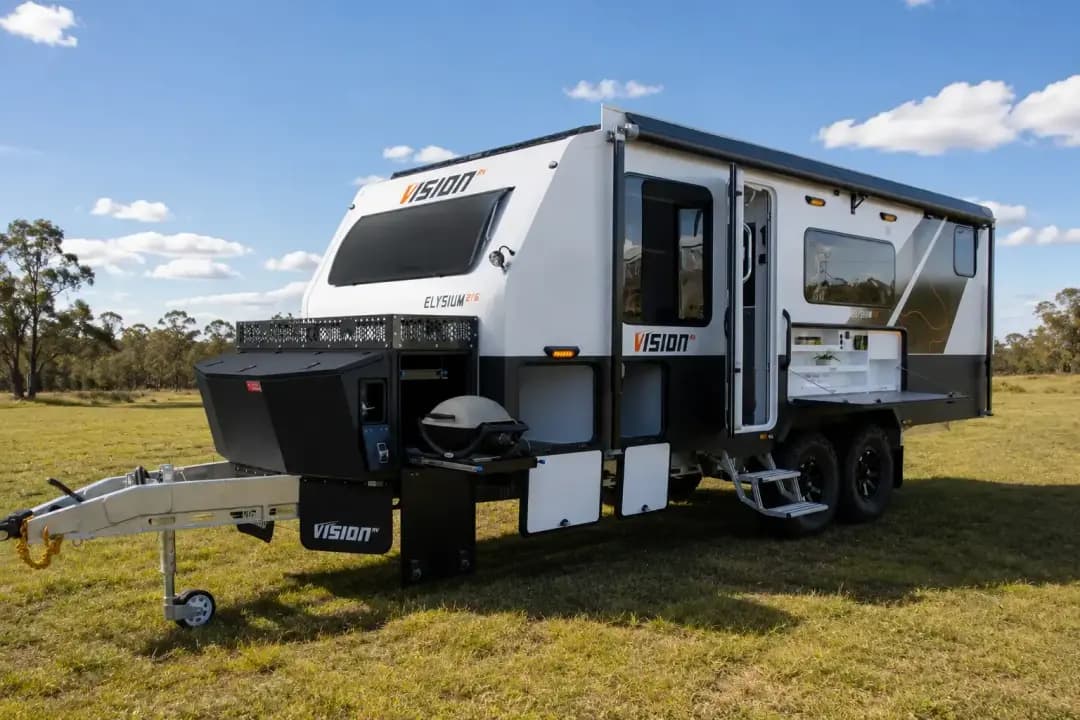 Elysium 21'6 Family exterior