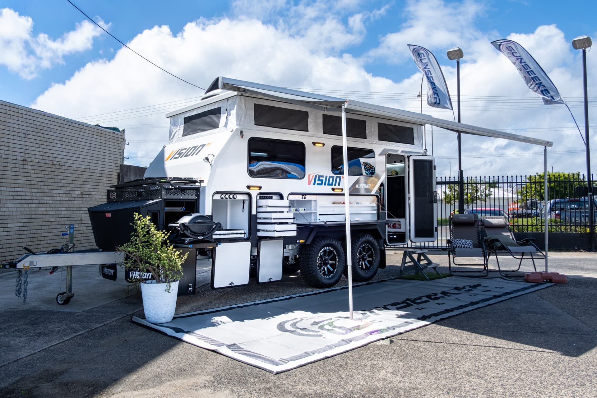 2026 Vision RV Nirvana 16C Pop Top